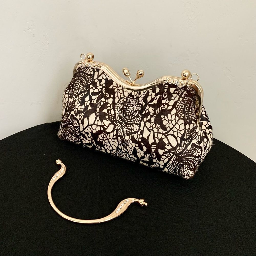 Handmade Real hair-on-horsehide Black Lace Print Kisslock Clutch/Crossbody - Picture 3 of 16